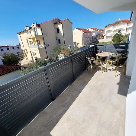 Apartmani Tropical Vodice Exterior photo