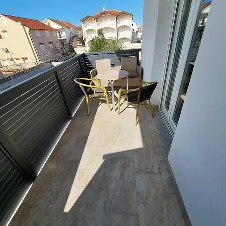 Apartmani Tropical Vodice Exterior photo